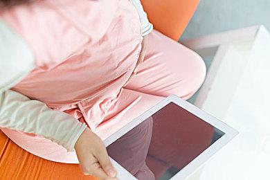 《赛博朋克2077》官方数字版原画集开放领取